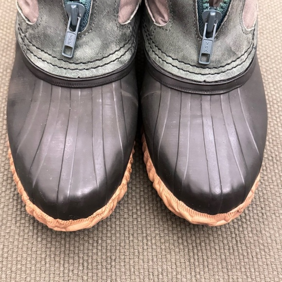 Vintage Sorel Front Zip Fleece Lined Boots - Picture 9 of 12